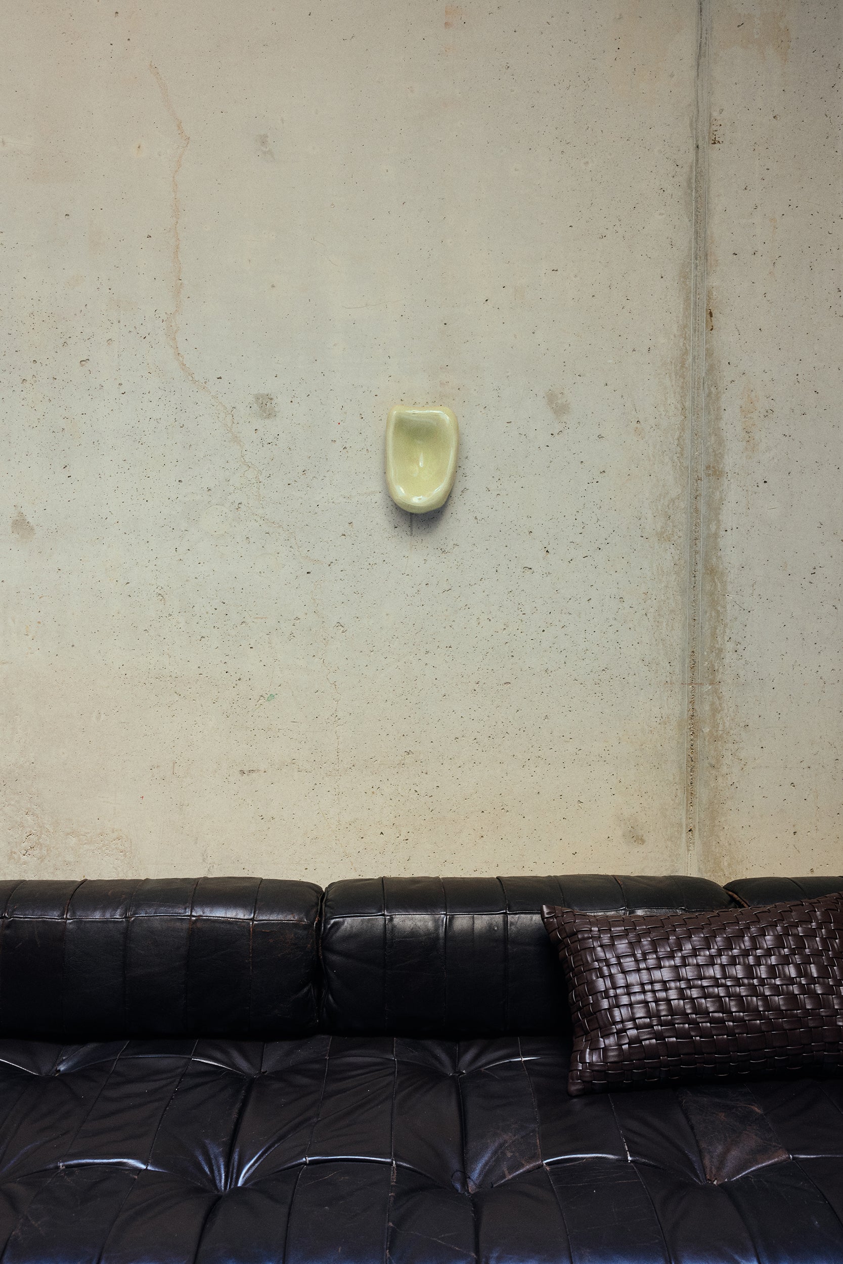 Glass sculpture - Cream