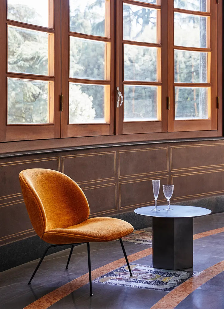 Beetle Lounge Chair - Conic Base