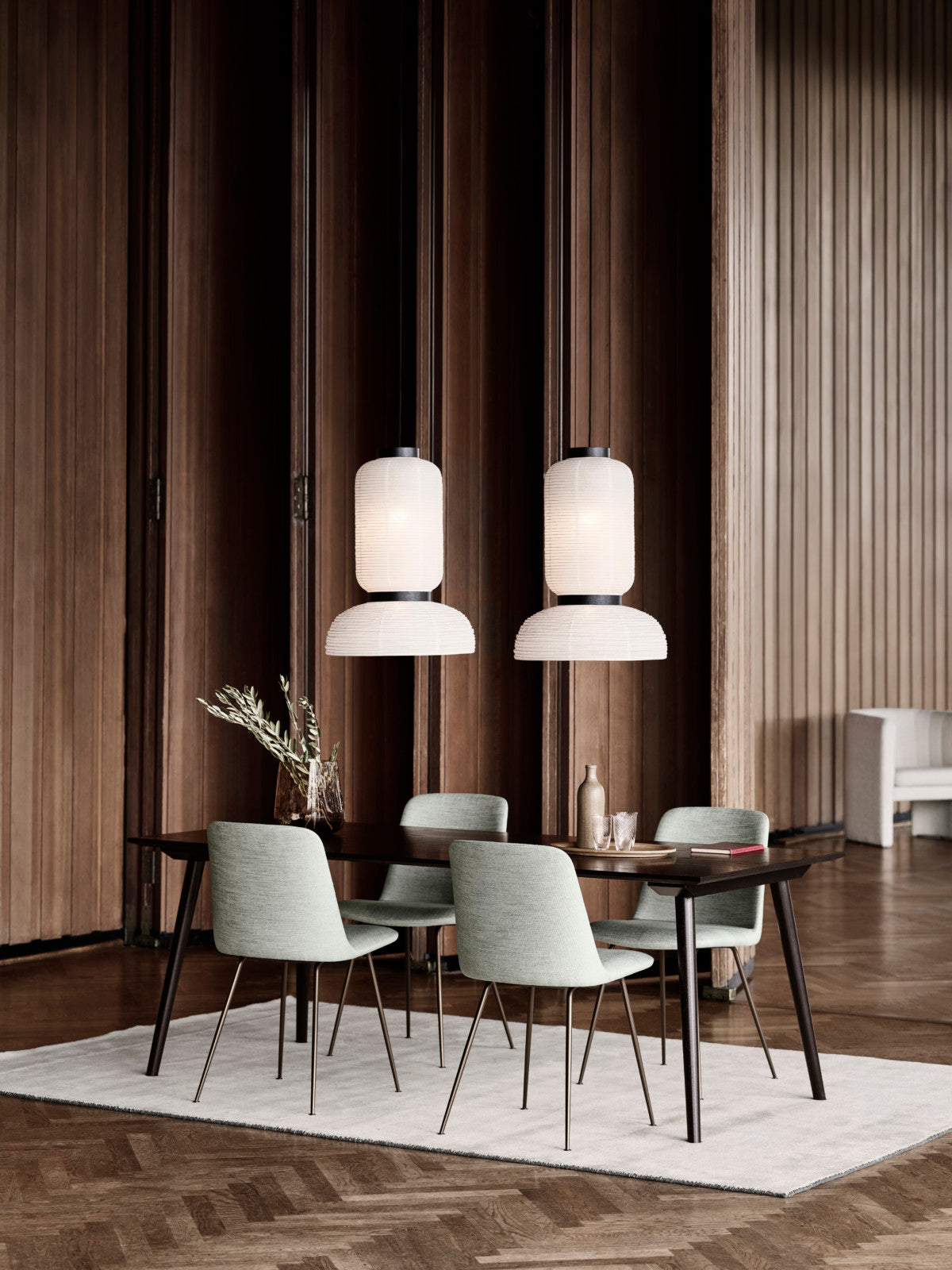 Rely Chair HW8 - Fully Upholstered