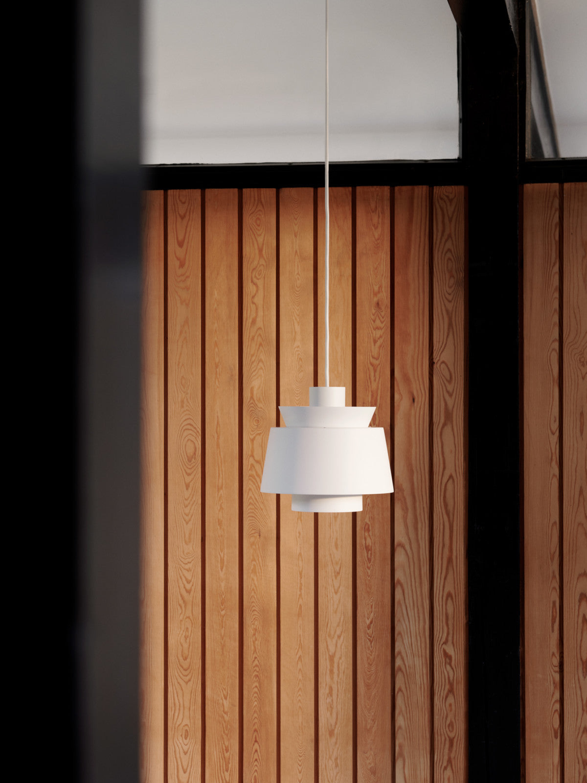 Utzon Pendant JU1 - White