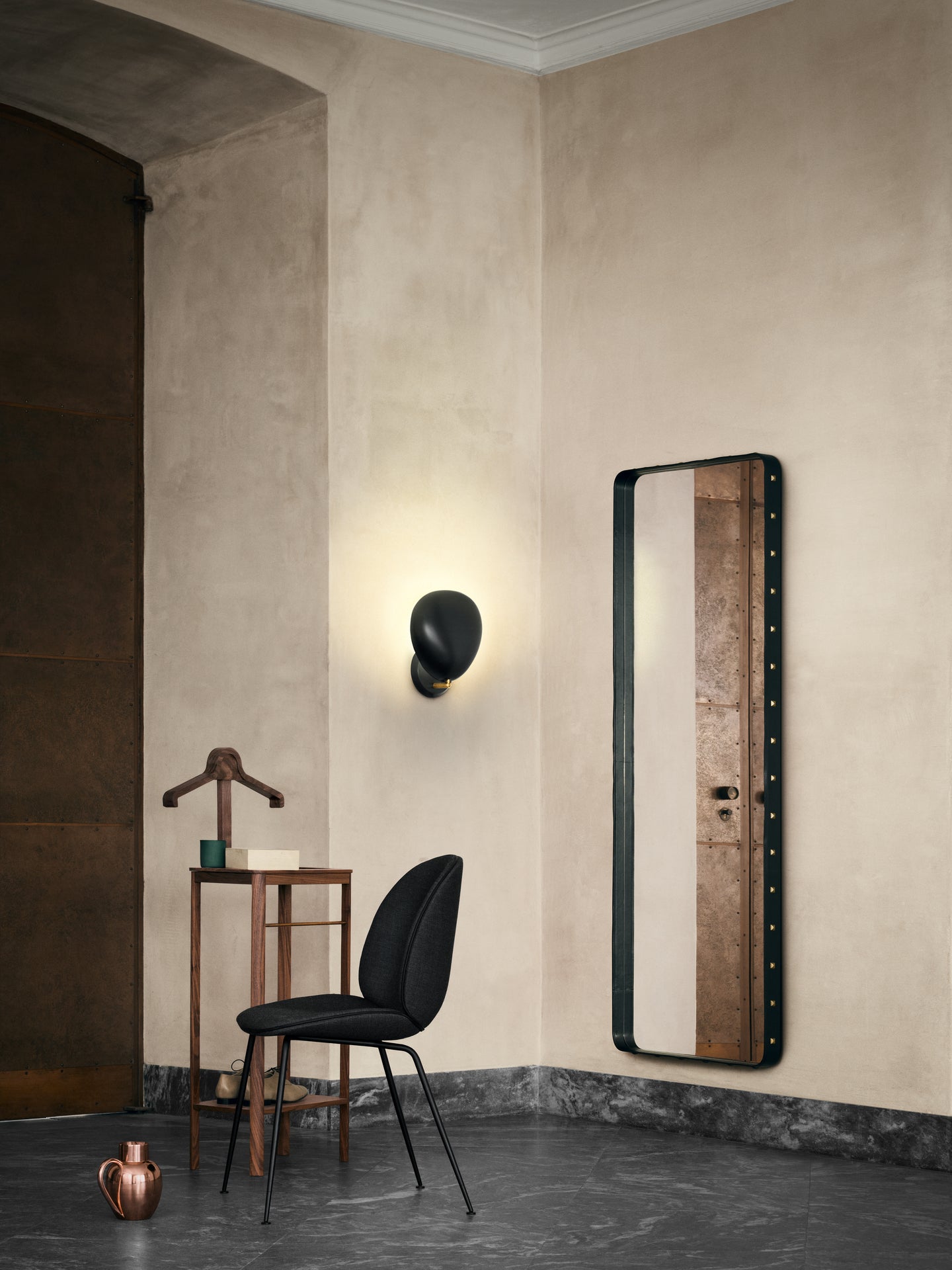 Cobra Wall Lamp - Black Semi Matt