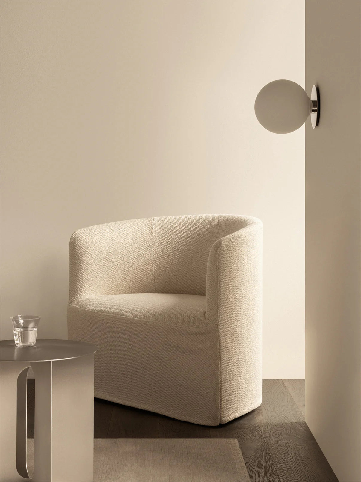 TR Bulb, Ceiling/Wall Lamp - Polished steel / Matte Bulb