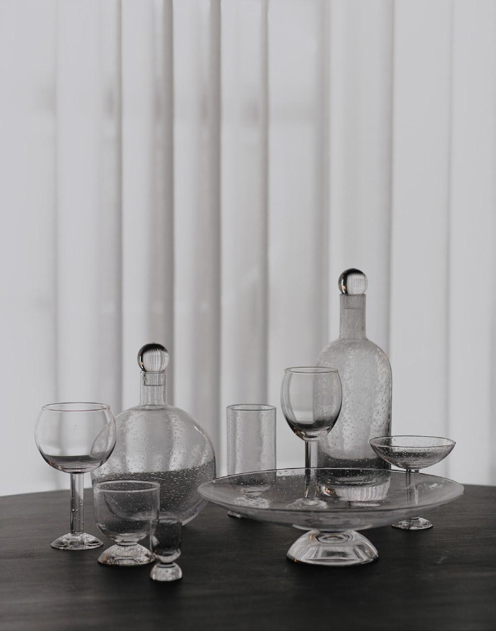 Tava pentru struguri, Bubble Glass