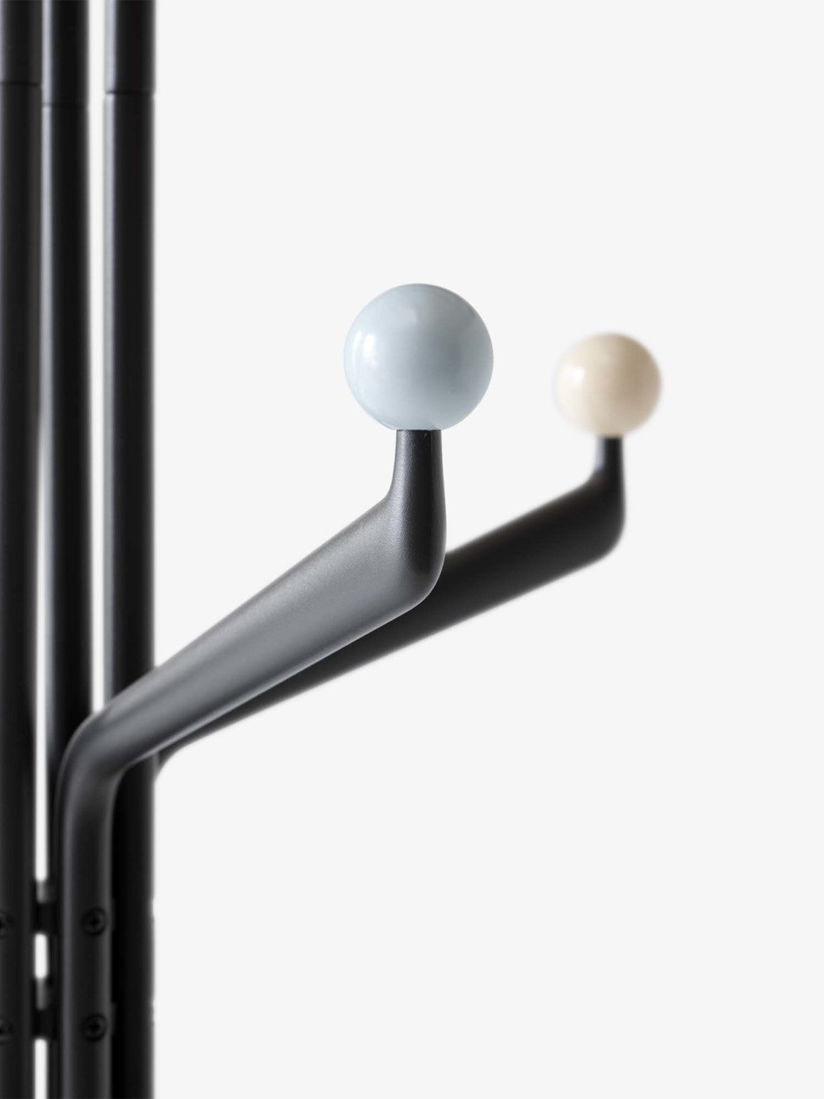 Capture Coat Stand SC77