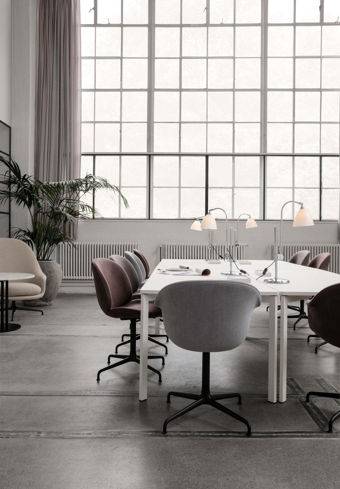 Beetle Meeting Chair Fully Upholstered