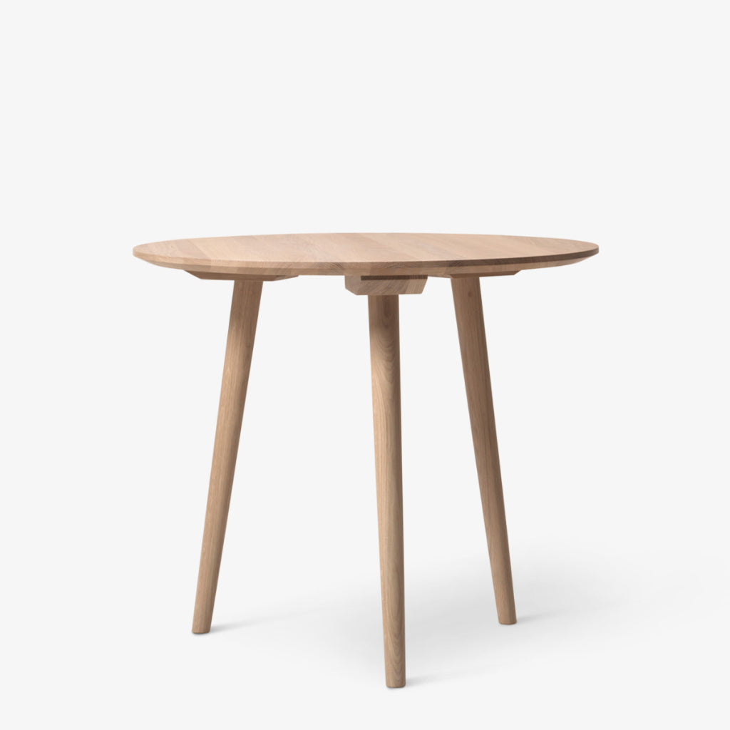In Between SK3 Dining Table