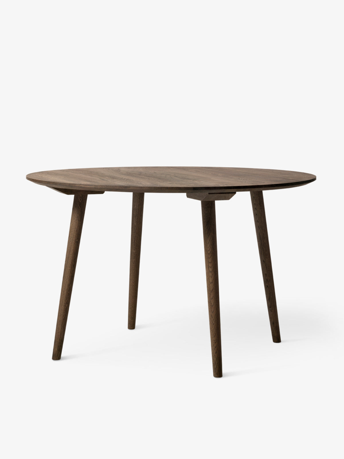 In Between SK4 Dining Table