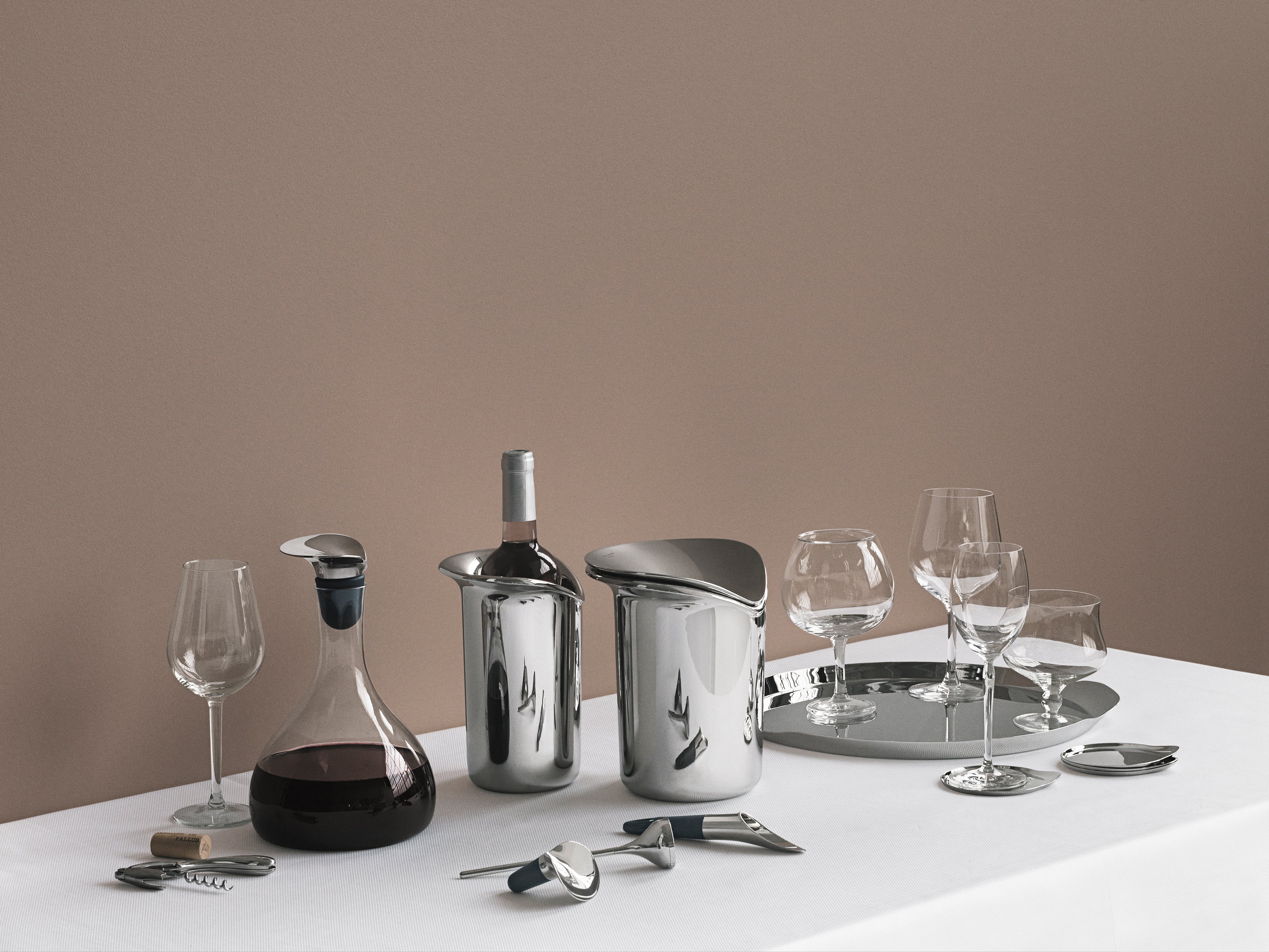 Wine & Bar Corkscrew, Wine Stopper And Wine Pourer