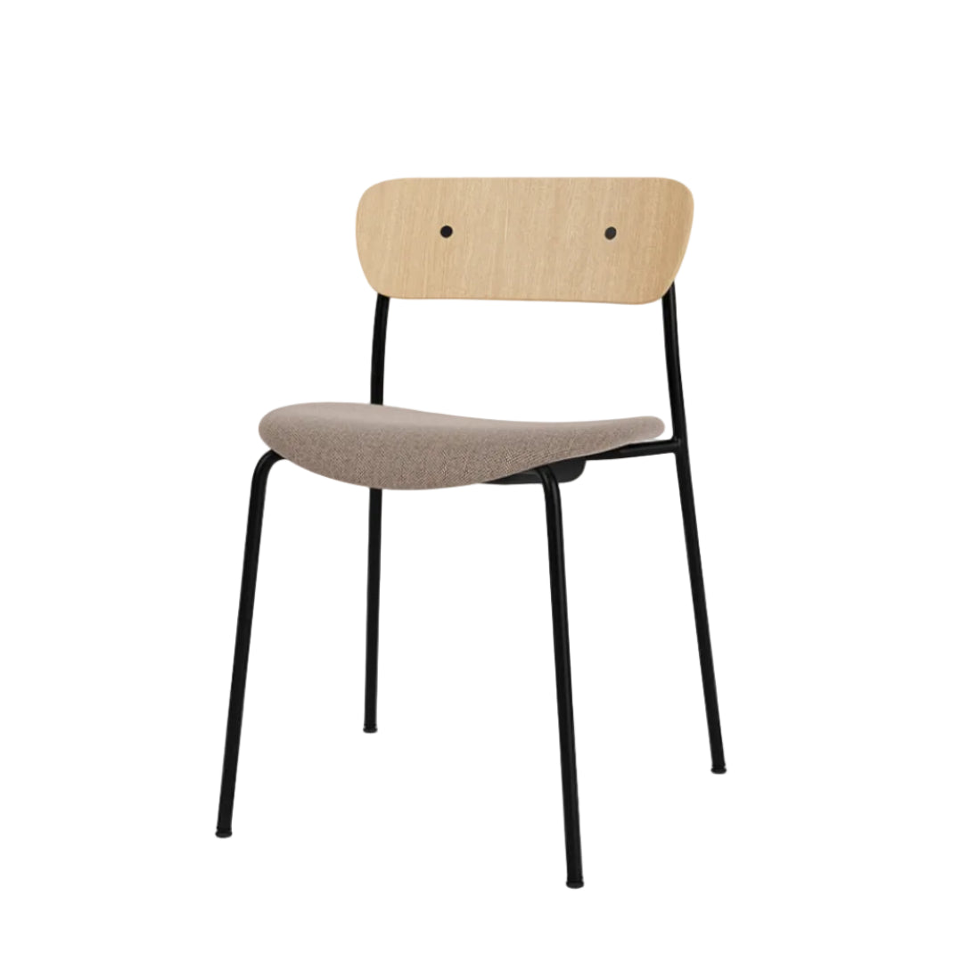 Pavilion AV3 Chair - Lacquered Oak