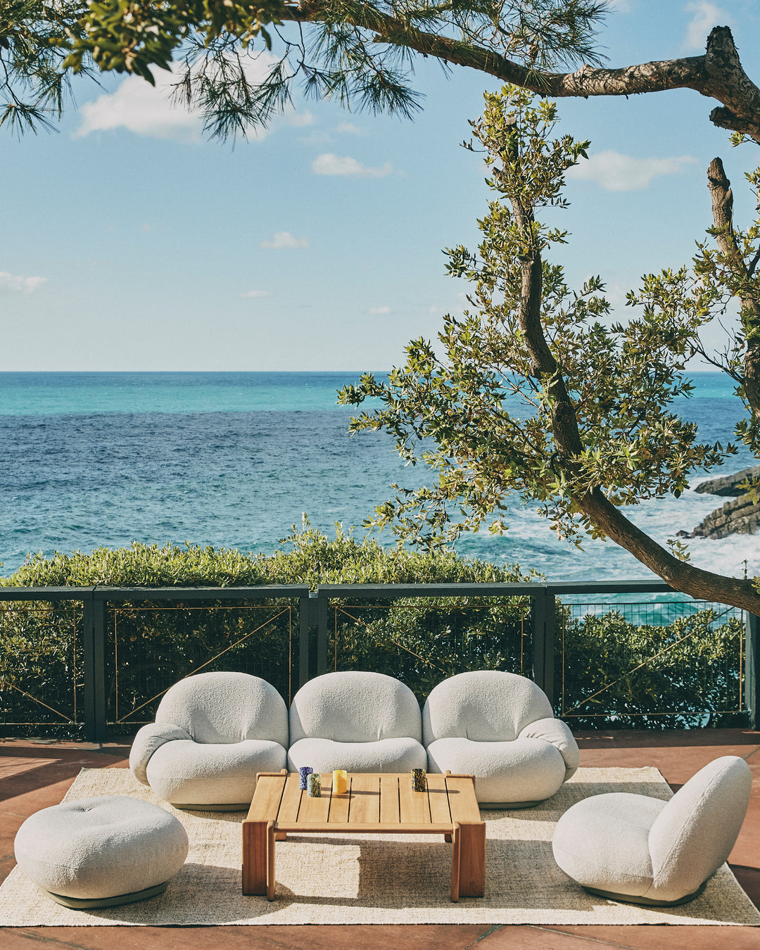 Pacha Outdoor Lounge Chair - Fully Upholstered, Swivel