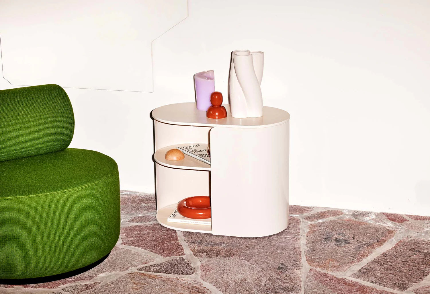 Plateau storage - small