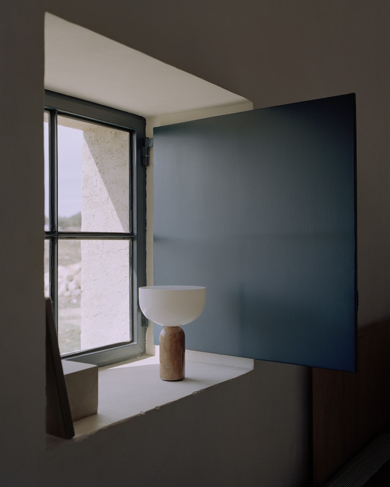 Kizu Portable Table Lamp - Breccia Pernice Marble