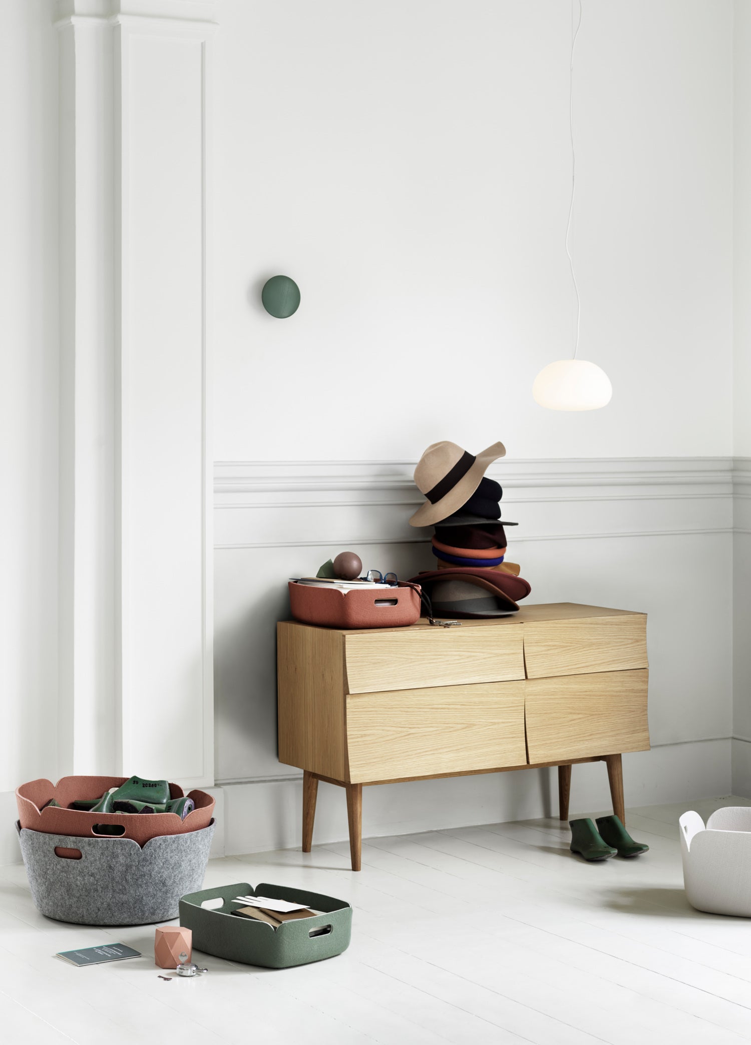 Reflect Sideboard Small - Oak