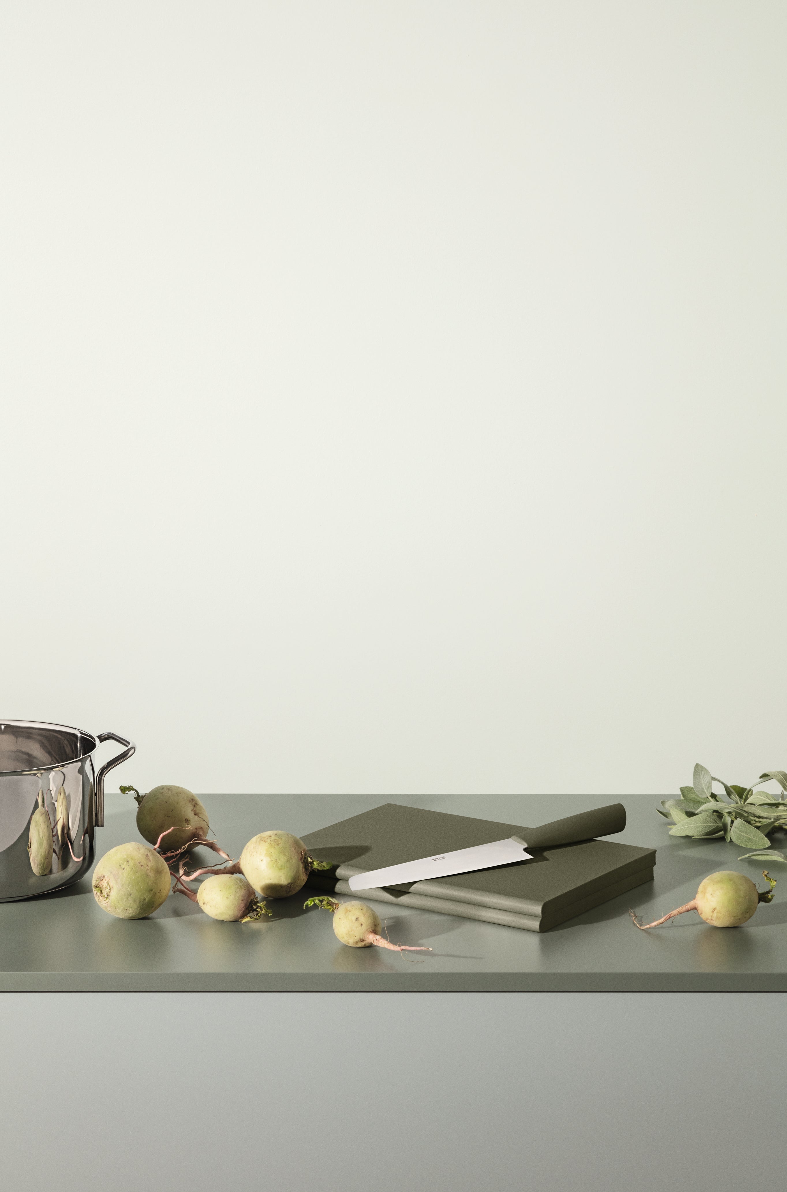 DoubleUp Cutting Board Green Tool