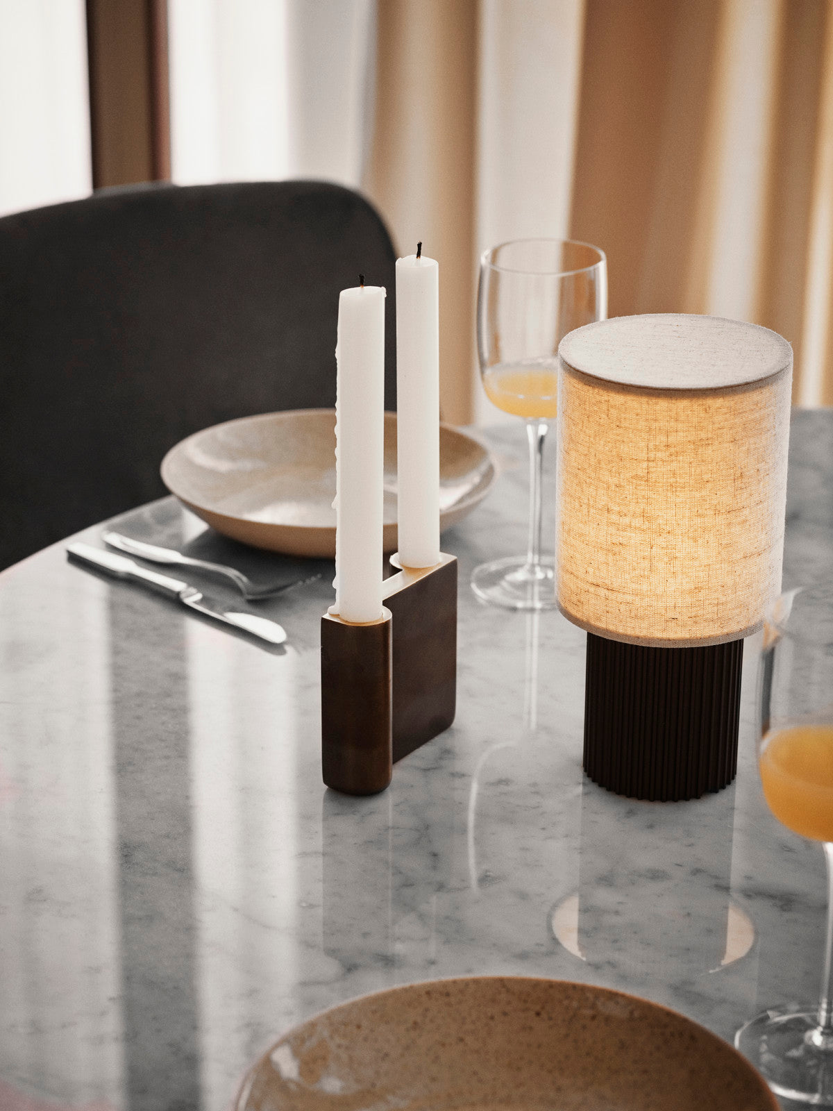 Manhattan SC52 Portable Lamp