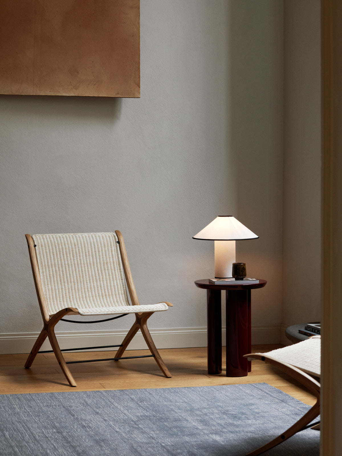 Tung Table JA3, Burgundy Red