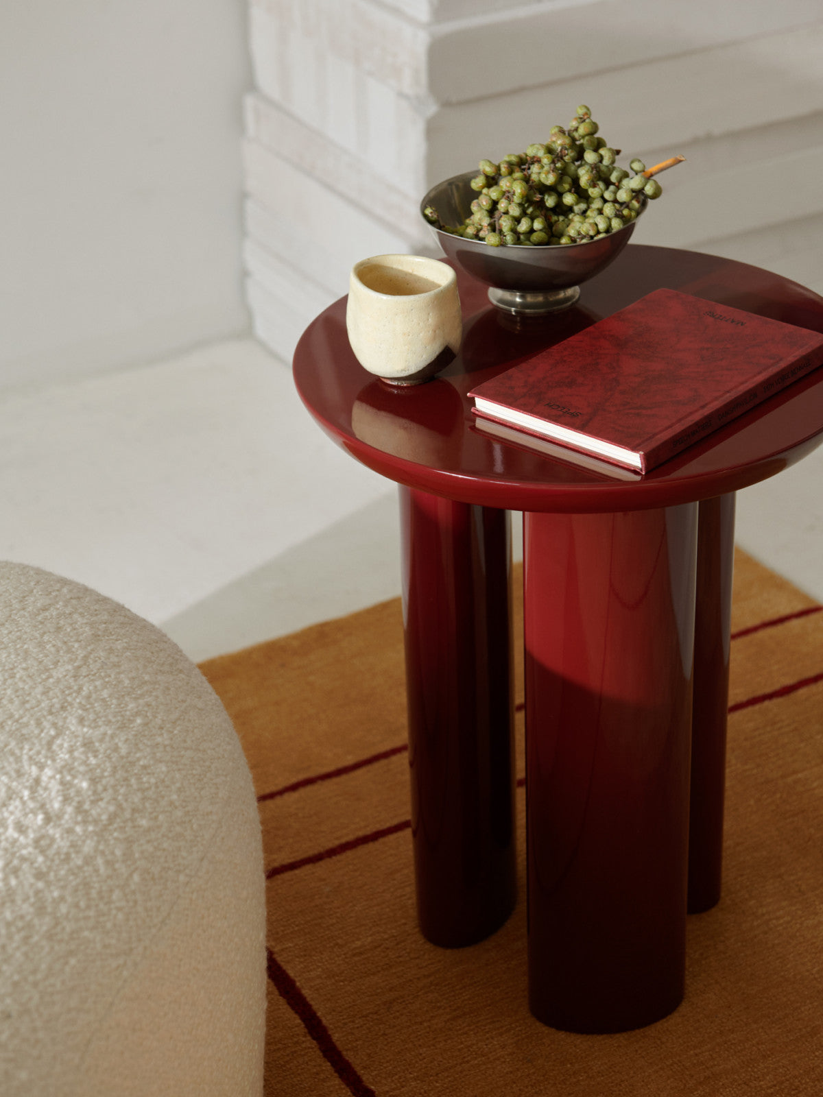 Tung Table JA3, Burgundy Red