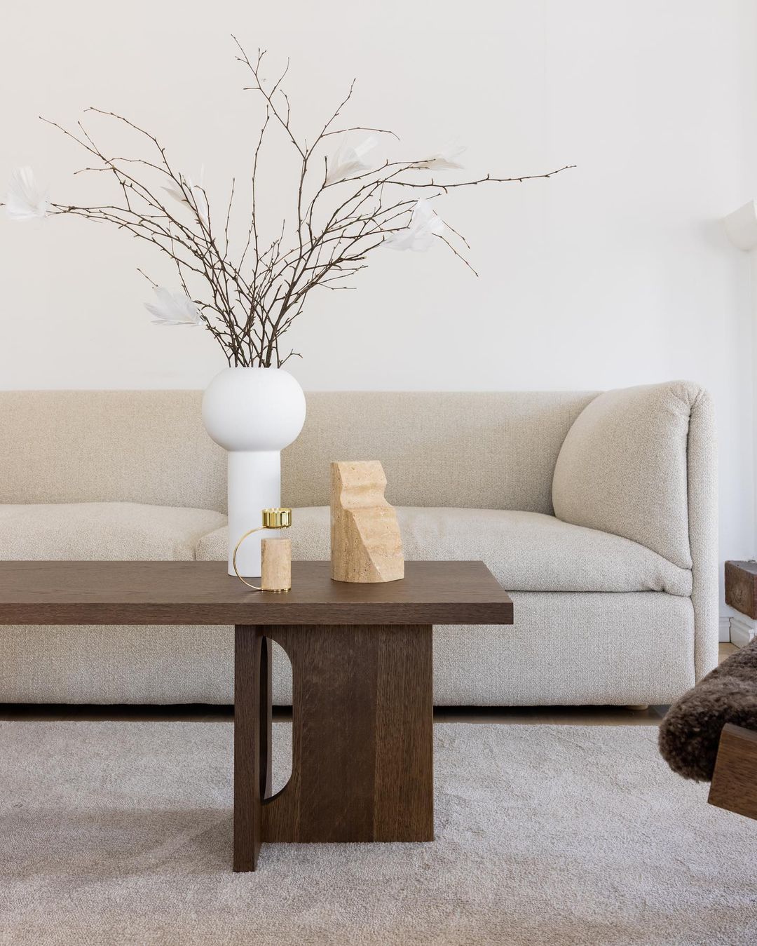 Androgyne Lounge Table, Dark stained oak