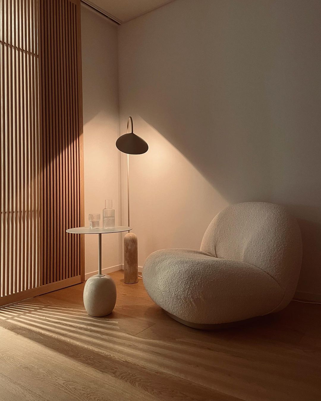 Arum Floor Lamp - Cashmere