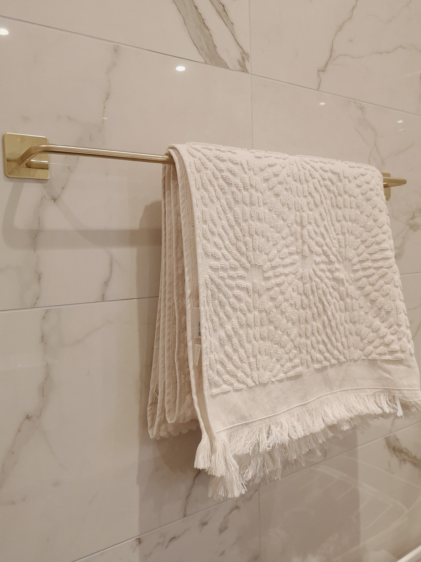 Base 200 - Towel Rail - Brass