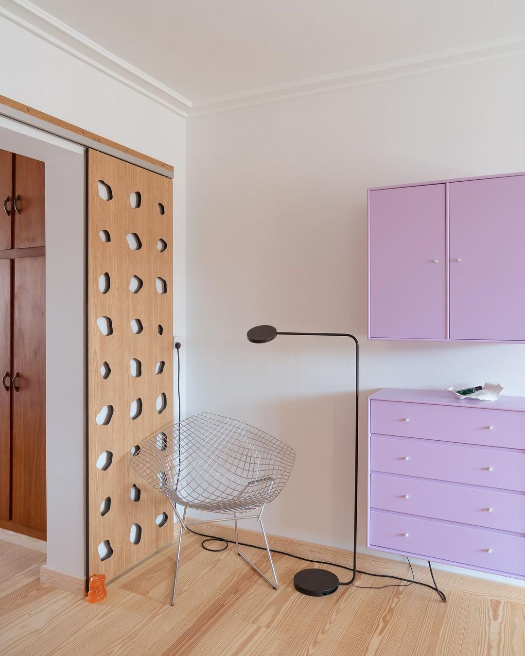 COVER 118 Cabinet