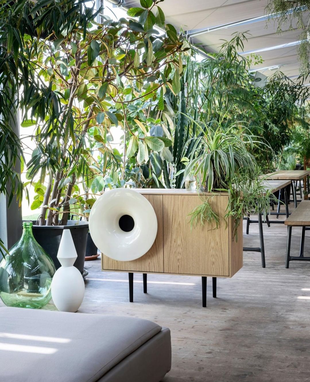 Caruso Sideboard with Audio System
