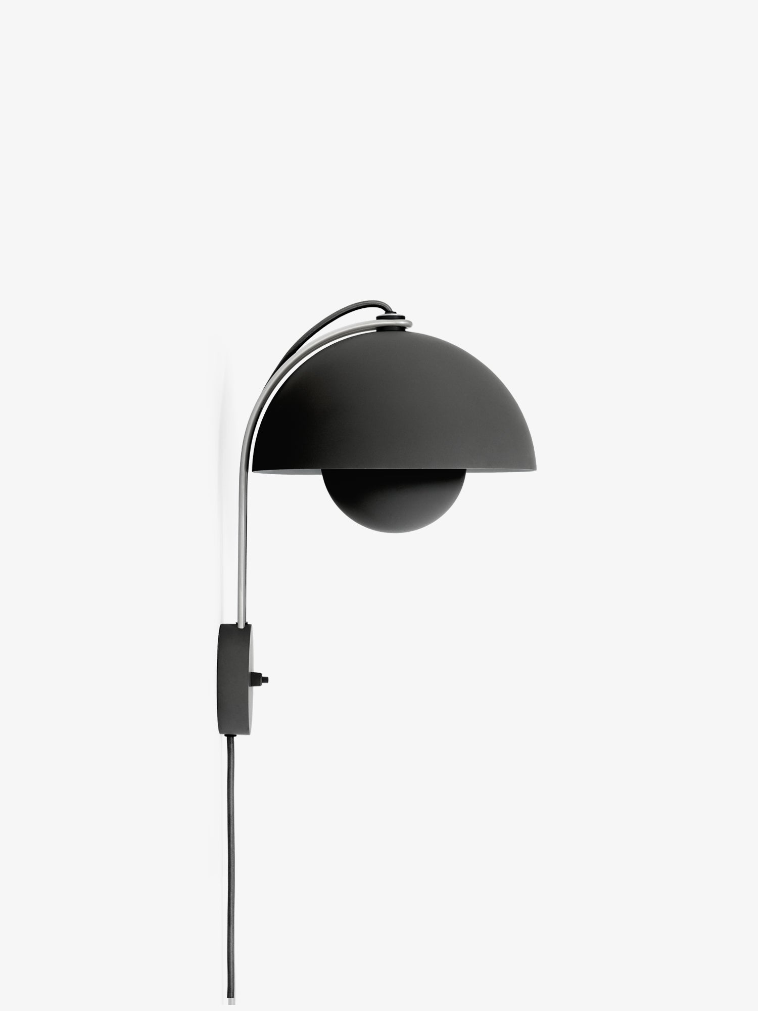 Flowerpot VP8 Wall Lamp - Matt Black