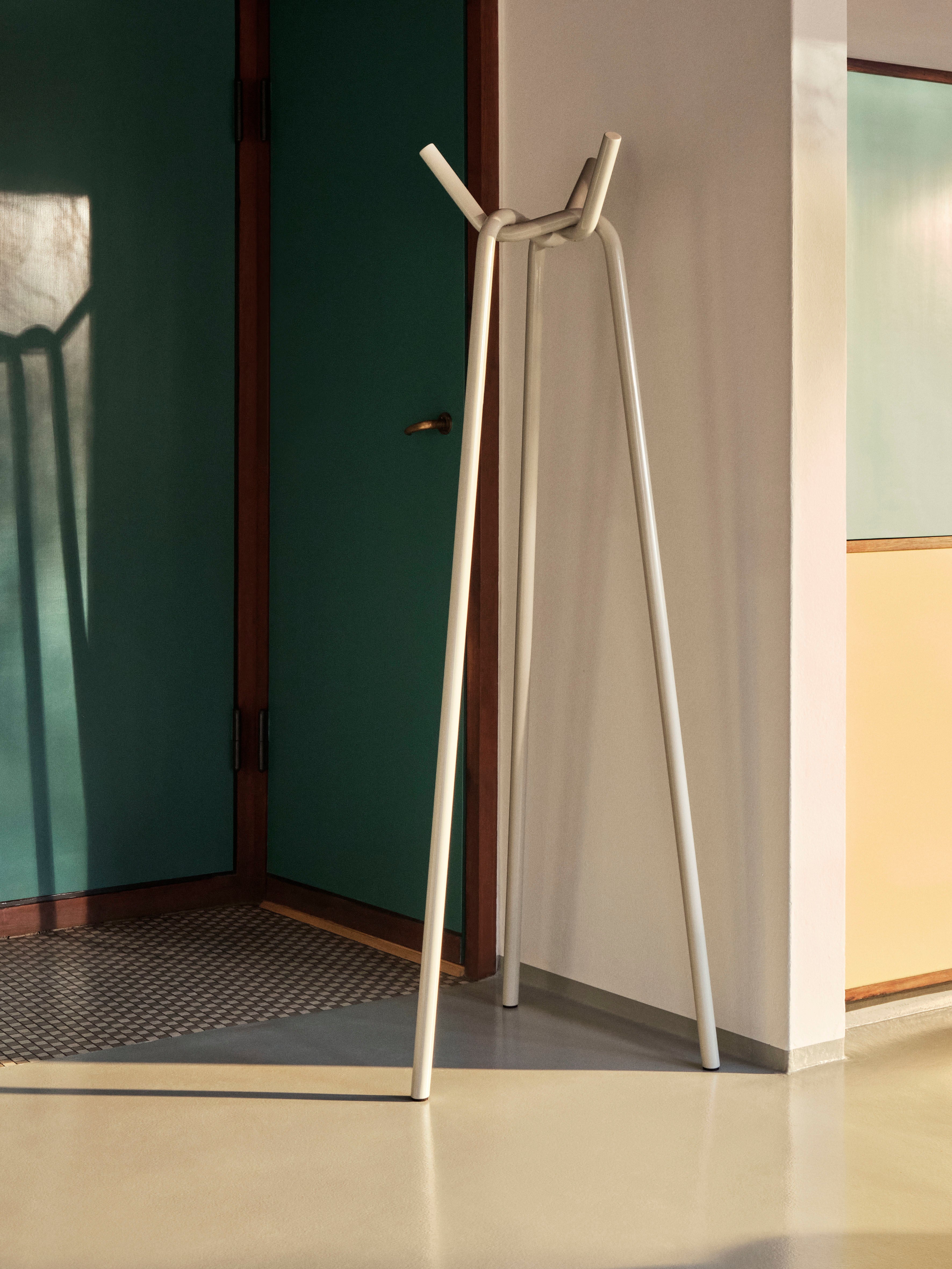 Knit Coat rack - White