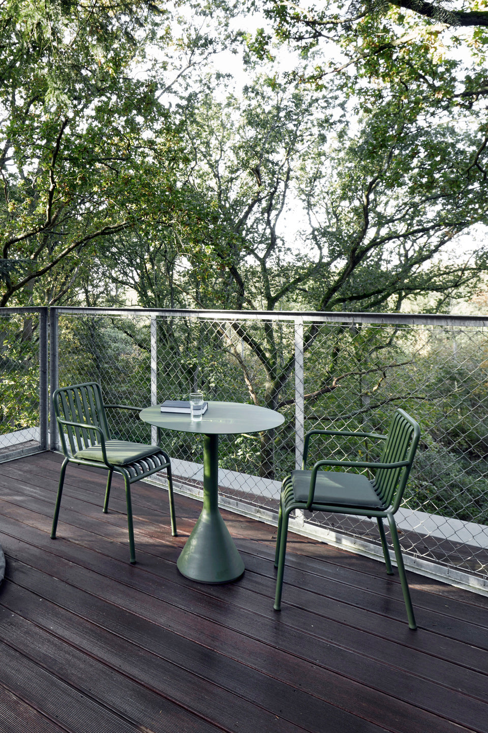 Palissade Armchair - Olive