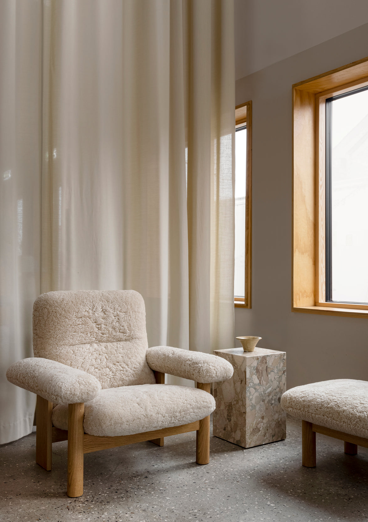 Plinth Tall - Kunis Breccia Sand