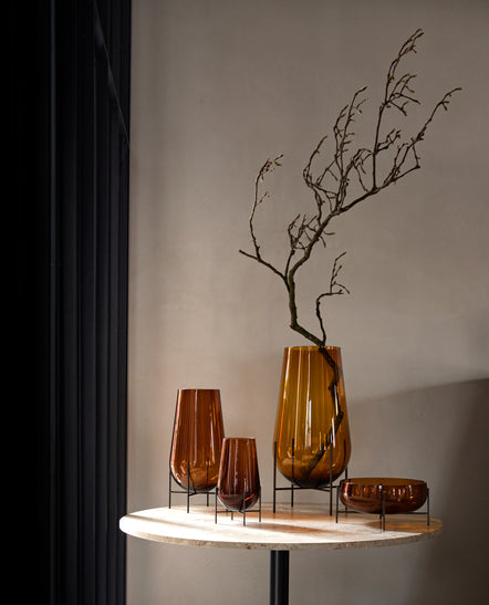 Échasse Vase Small - Bronzed brass, Amber glass