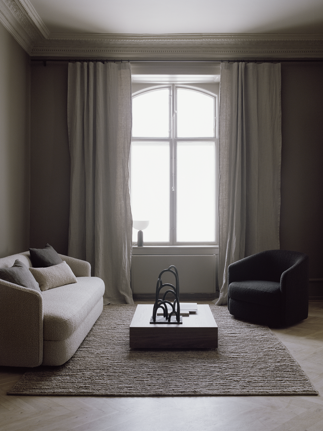 Covent Lounge Chair