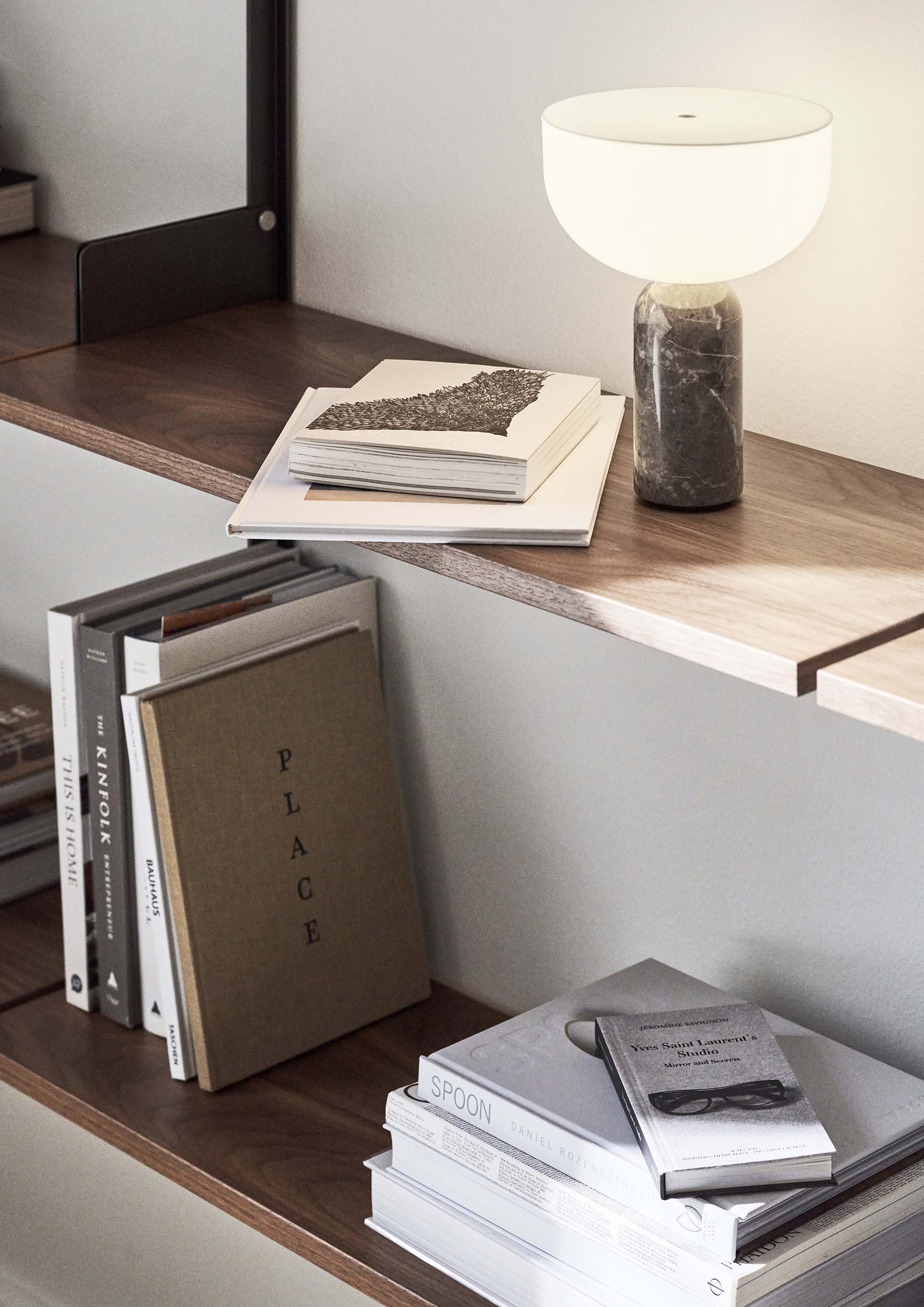 Kizu Portable Table Lamp - Gris du Marais Marble