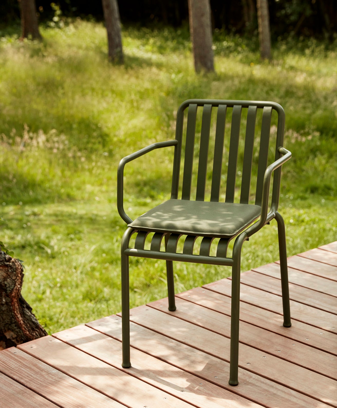 Palissade Armchair - Olive