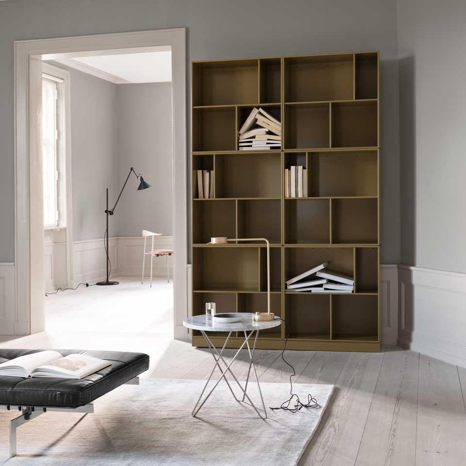 READ Spacious Bookshelf