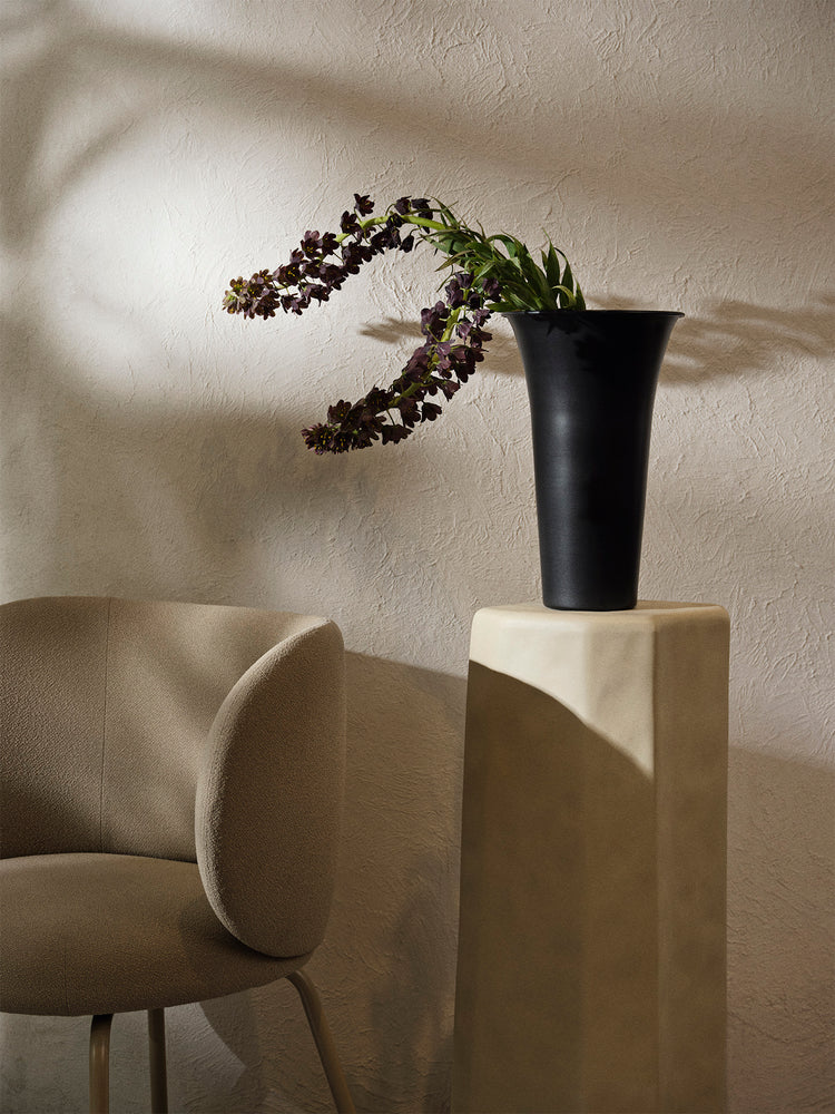 Staffa Pedestal - Ivory