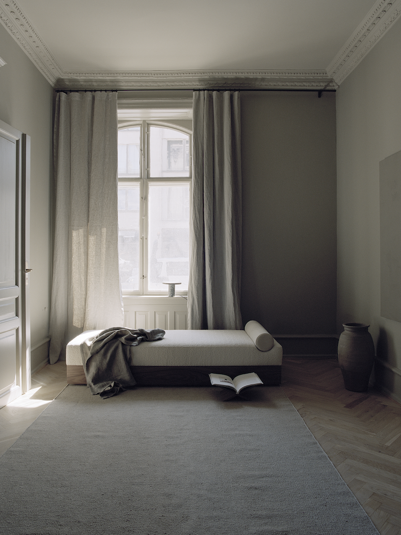 Mass Daybed
