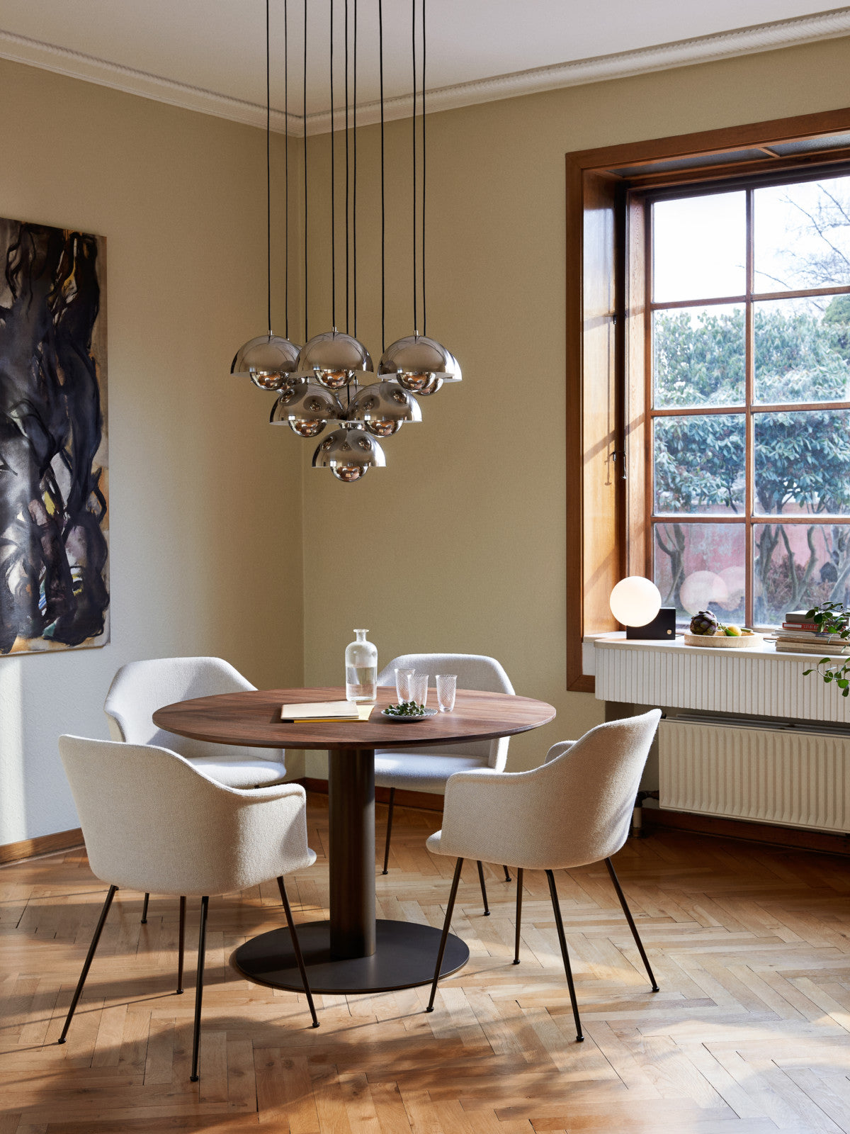 In Between SK12 Dining Table