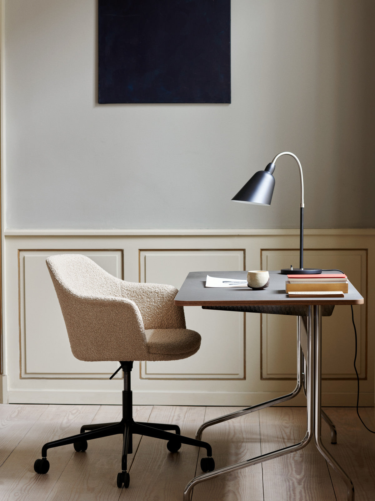 Rely Meeting Chair HW56 - 5-Star Base, Gas lift, Castors - Full Upholstered With Seat Pad