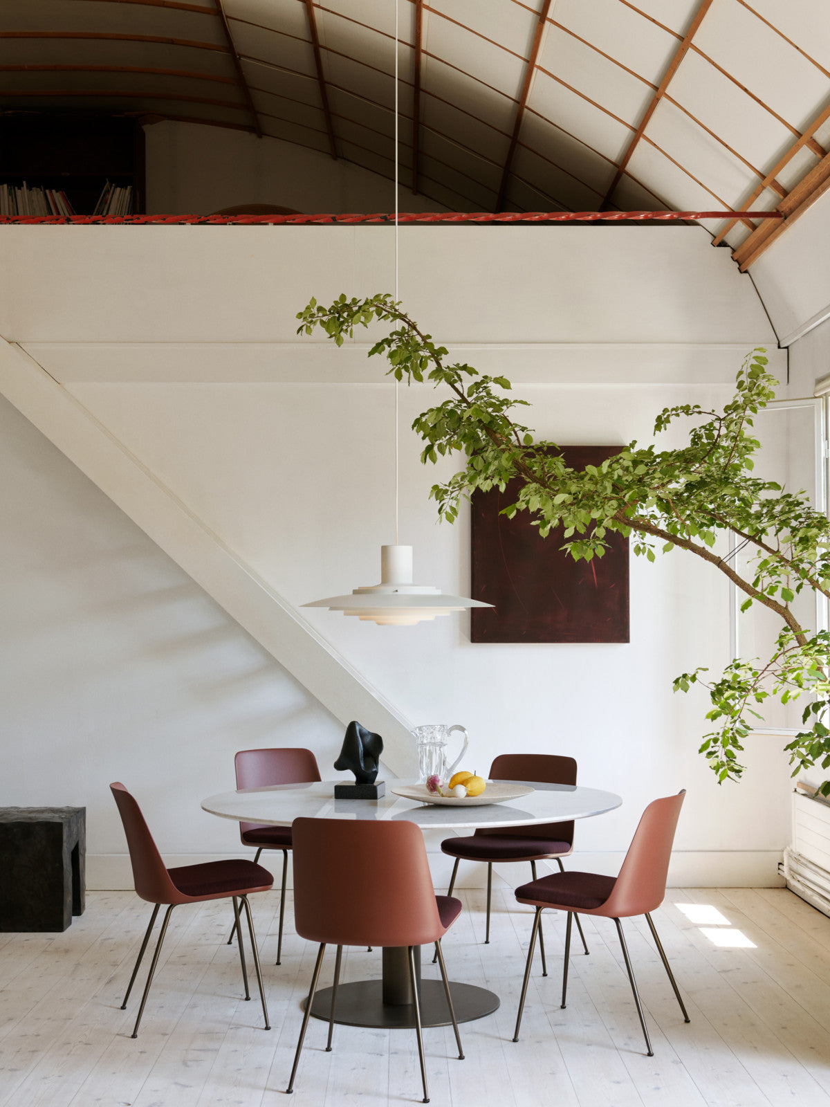 Rely Chair HW7 - Seat Upholstered