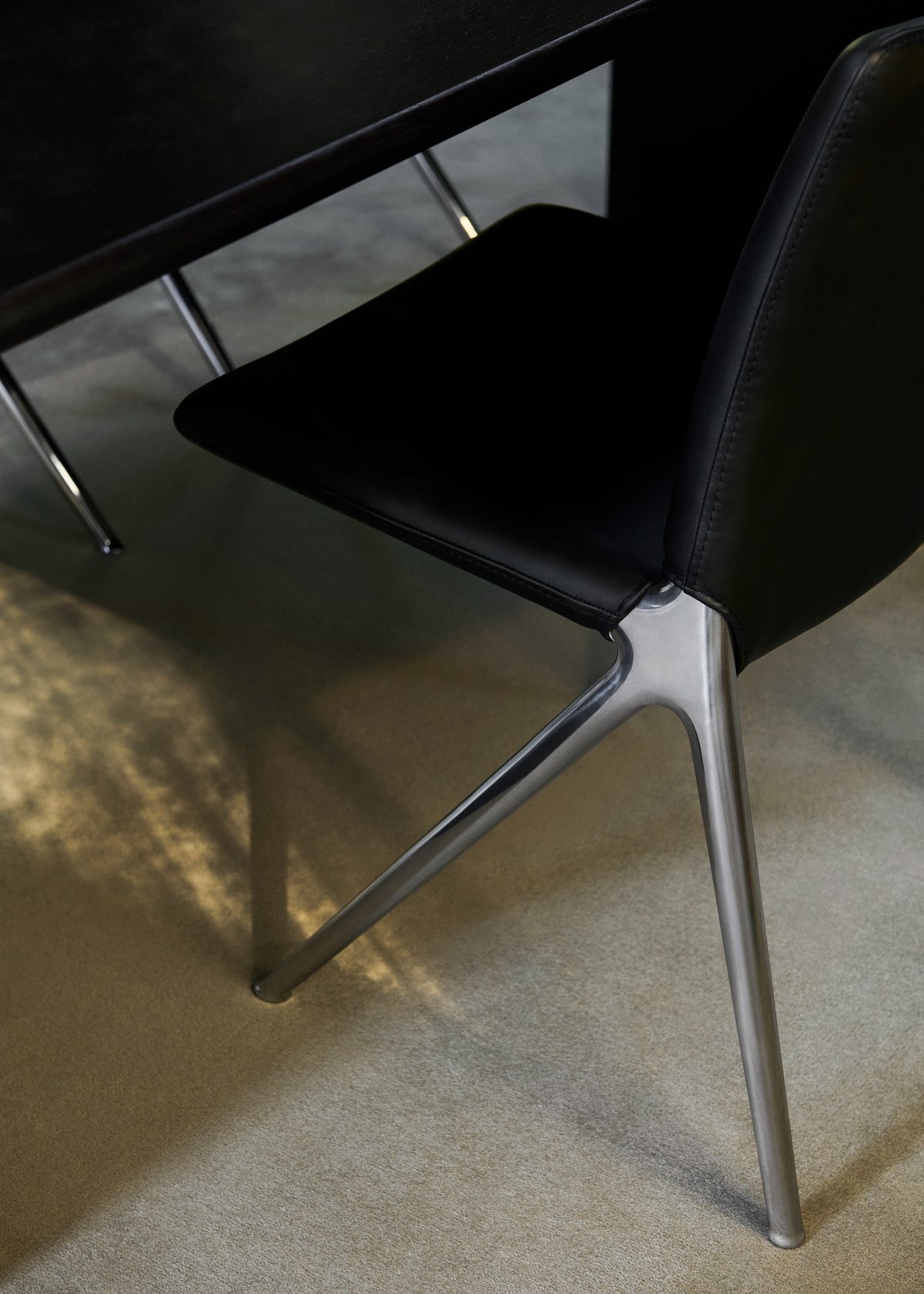 Kape IF7 Chair