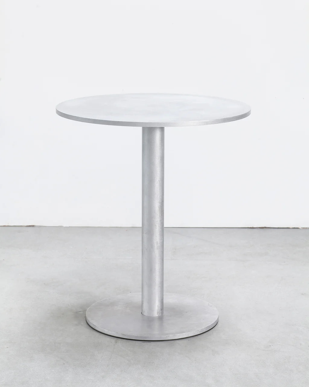 Round Table S by Muller van Severen