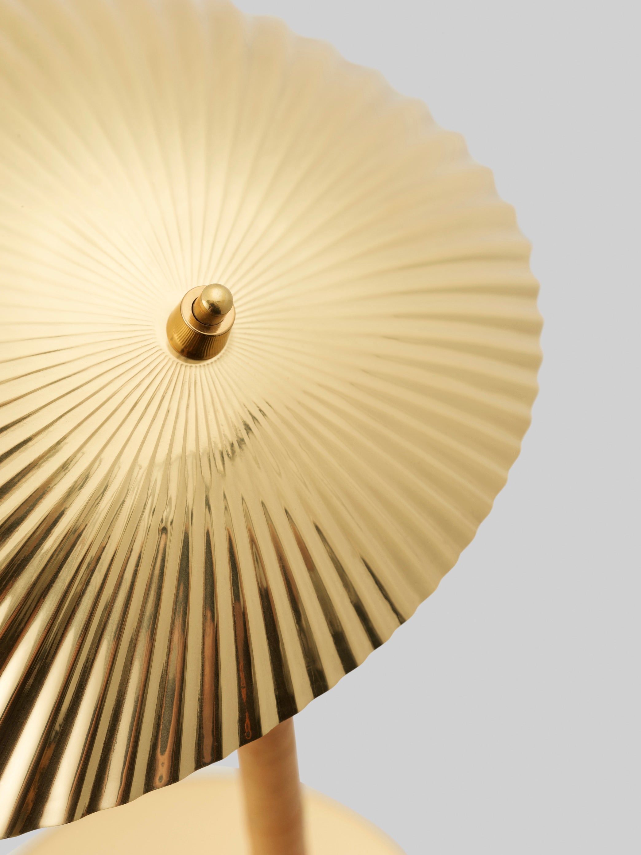 5321 Table Lamp