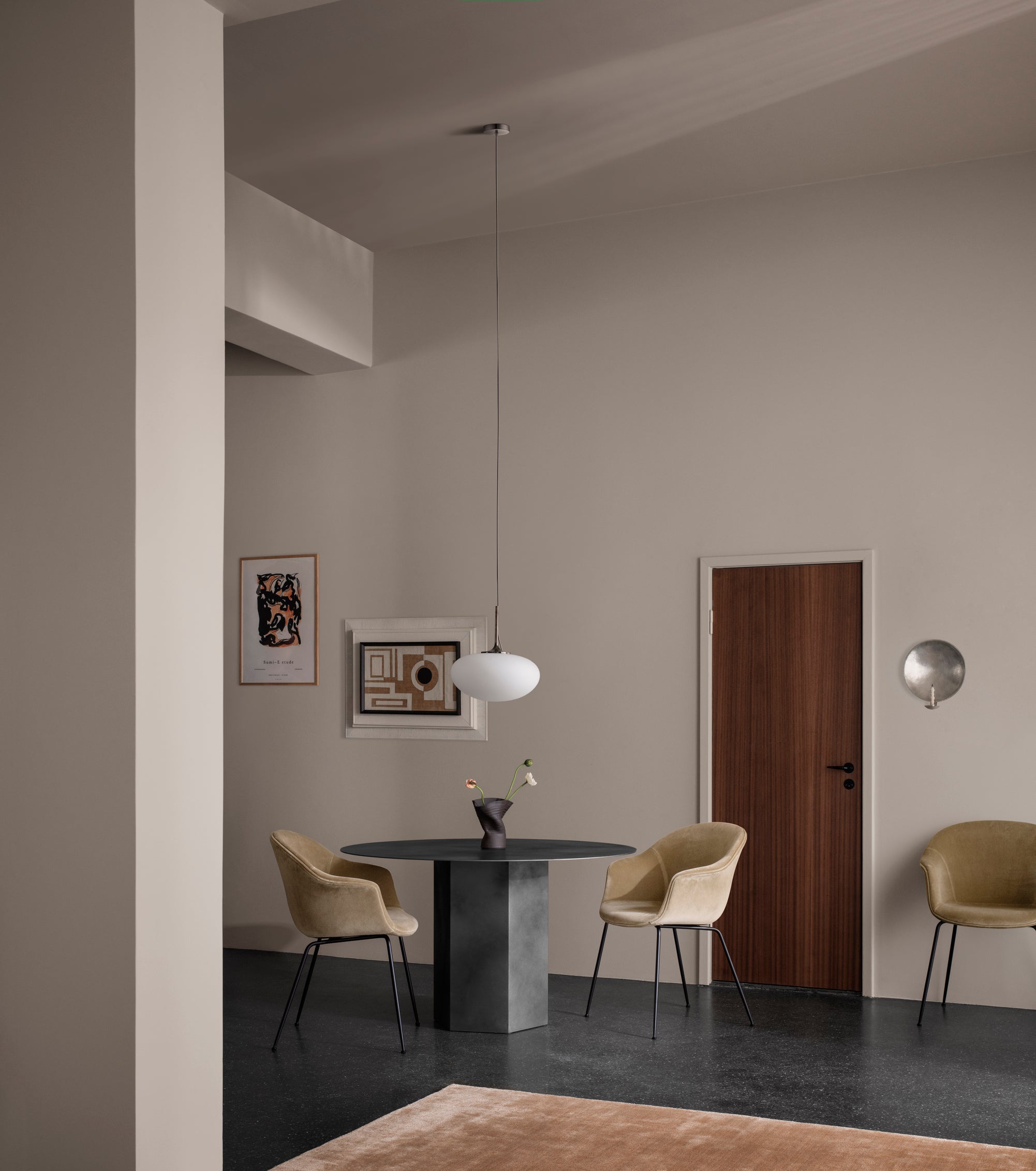Epic Dining Table Round - Misty Gray Steel