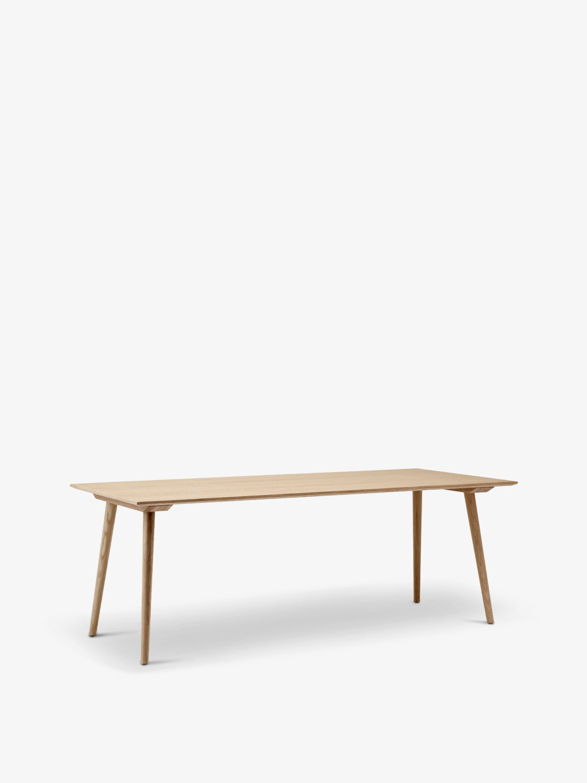 In Between SK5 Dining Table