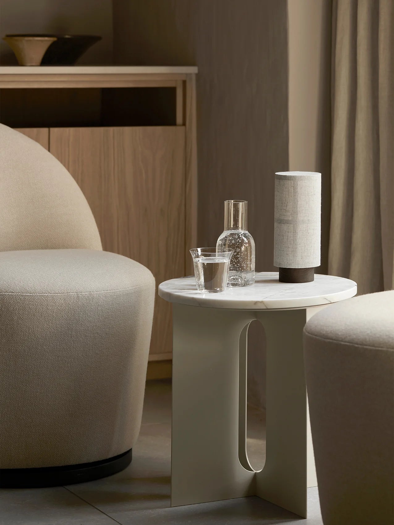 Hashira Portable Table Lamp