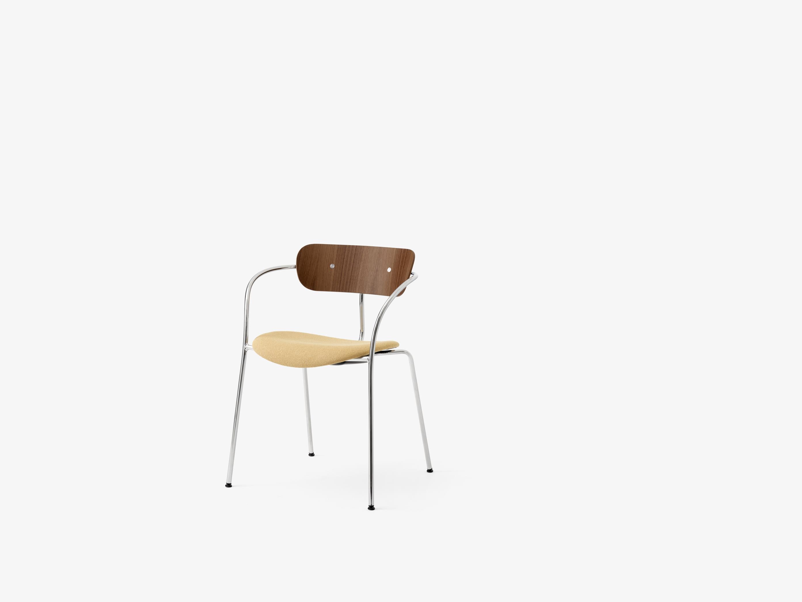 Pavilion AV4 Chair - Lacquered Walnut
