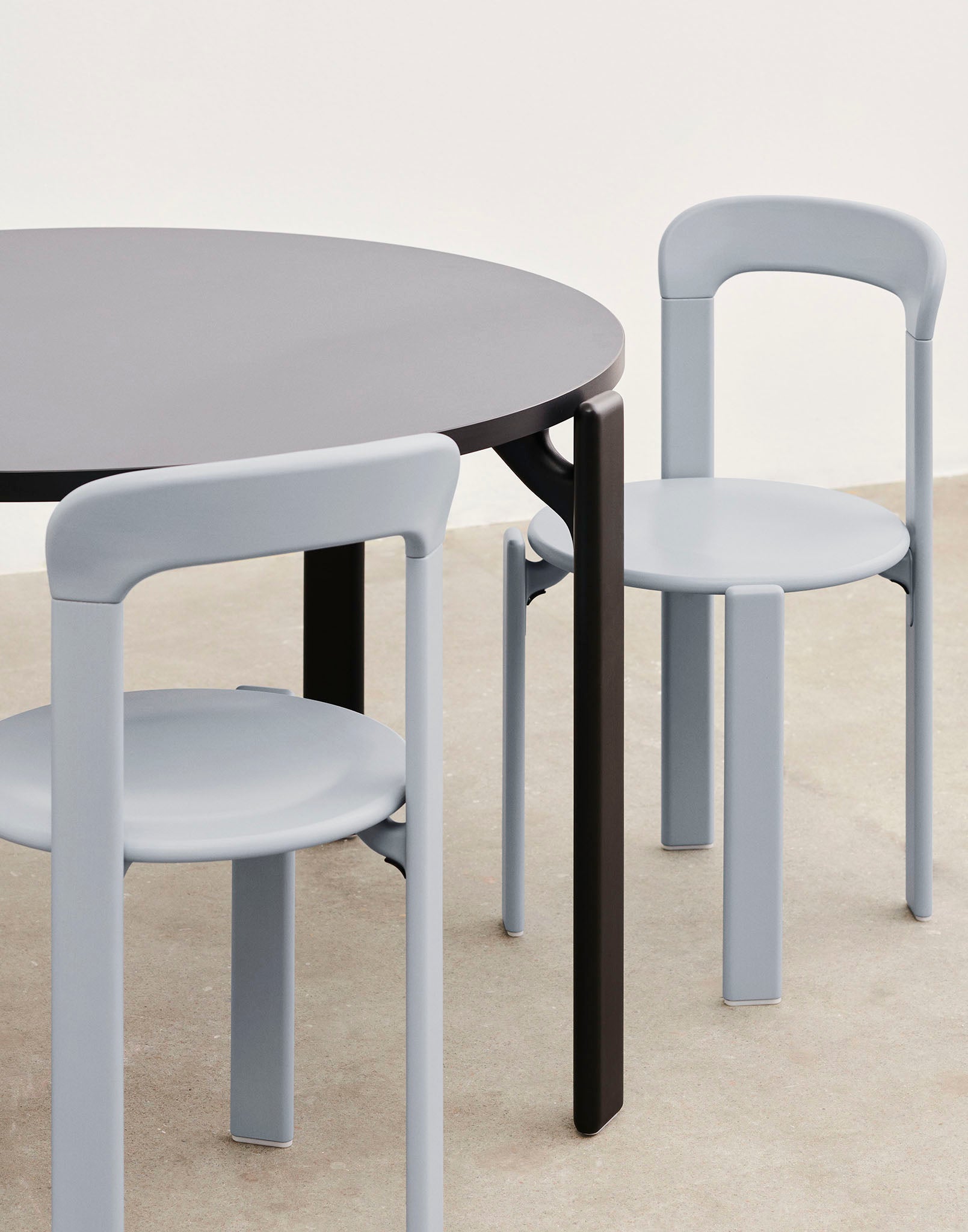 Rey Dining Table - Deep Black