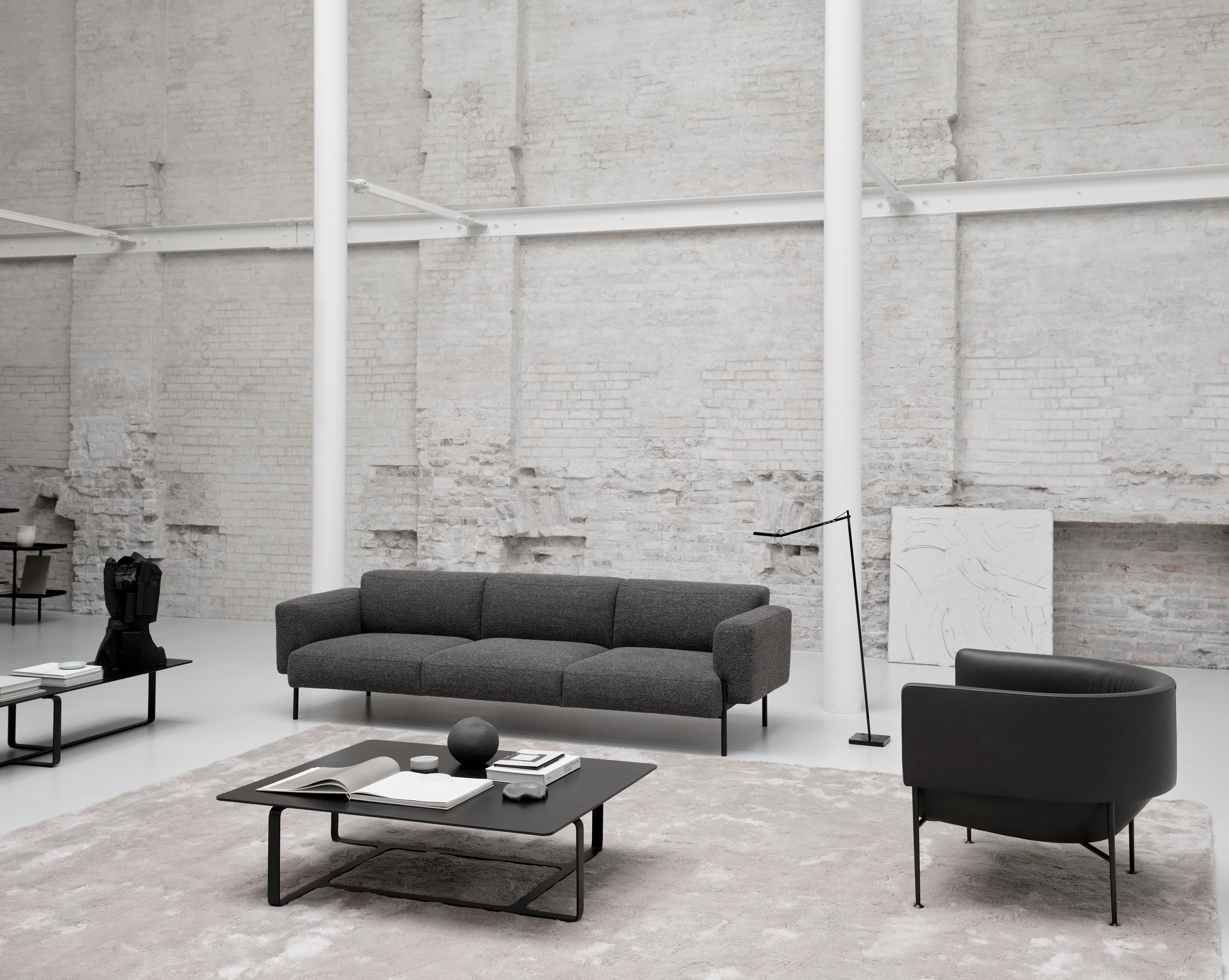 Collar Lounge Chair