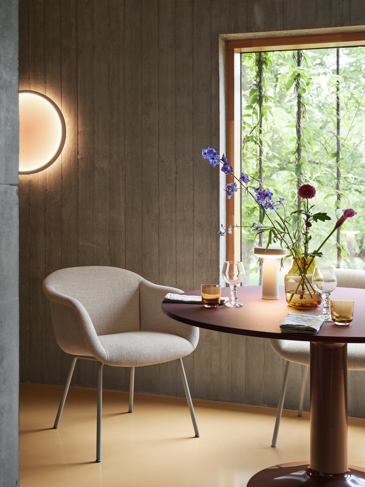 Calm Wall Lamp Ø50 - White /  Black